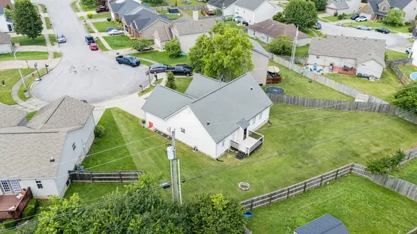 120 Eric Court, Nicholasville, KY 40356