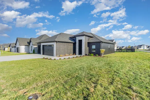 129 Peoples Meadow, Nicholasville, KY 40356