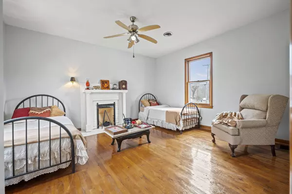 90 Grand Avenue, Beattyville, KY 41311