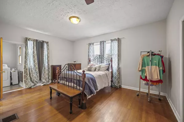 90 Grand Avenue, Beattyville, KY 41311