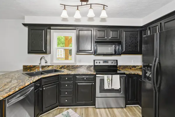 119 Applegrove Drive, Nicholasville, KY 40356