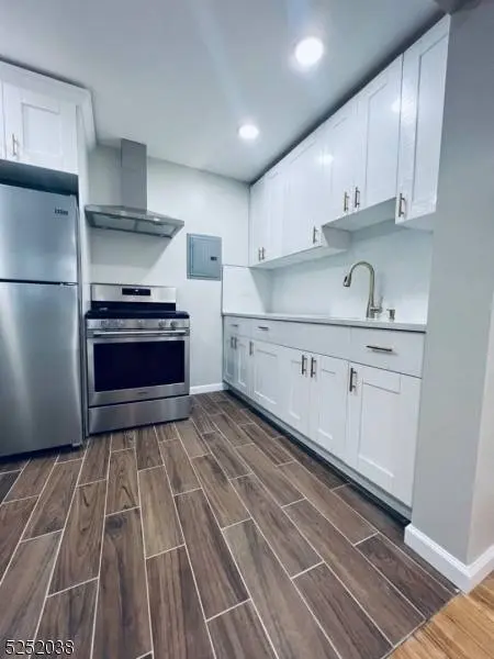 111 Spring St7Moran #2