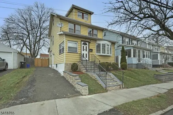 23 VARSITY RD, Newark City, NJ 07106