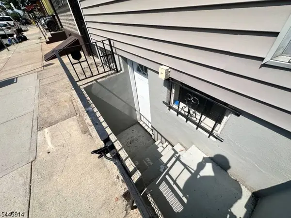 36 Monroe St, Newark City, NJ 07105