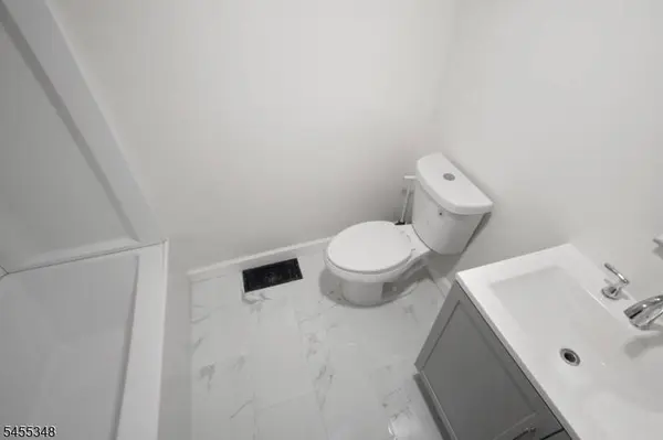 626 Chancellor Ave, Irvington Twp., NJ 07111
