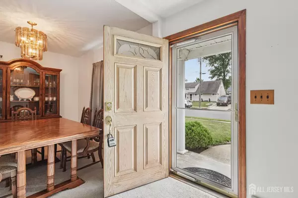 Newark, NJ 07108-2717,220 Elizabeth Ave