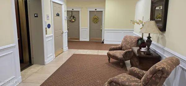 636 Sophee Lane, Lakewood, NJ 08701