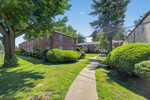 513 Brooklawn Ave #B-1, Roselle Boro, NJ 07203