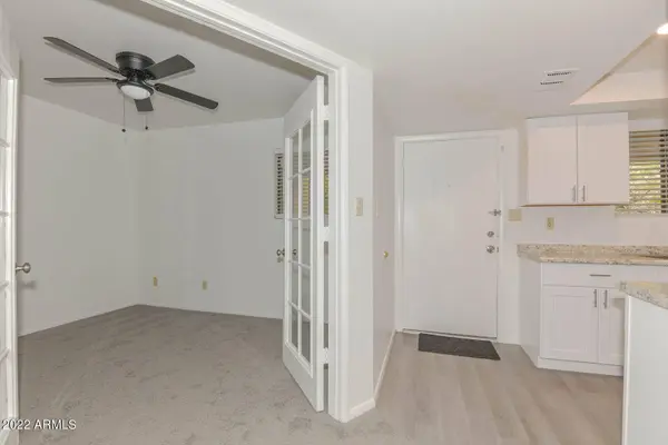 3131 W COCHISE Drive #213, Phoenix, AZ 85051