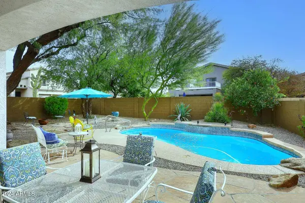4815 E CASEY Lane
