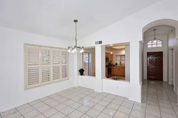 912 E Annette Drive, Phoenix, AZ 85022
