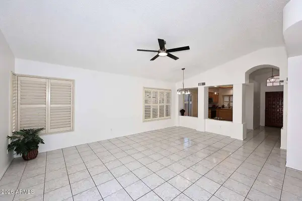 912 E Annette Drive, Phoenix, AZ 85022