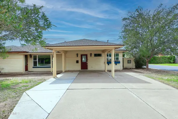 4425 E WELDON Avenue, Phoenix, AZ 85018