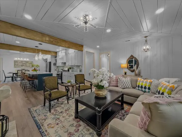 2121 Park St, Greenville, TX 75401-5210