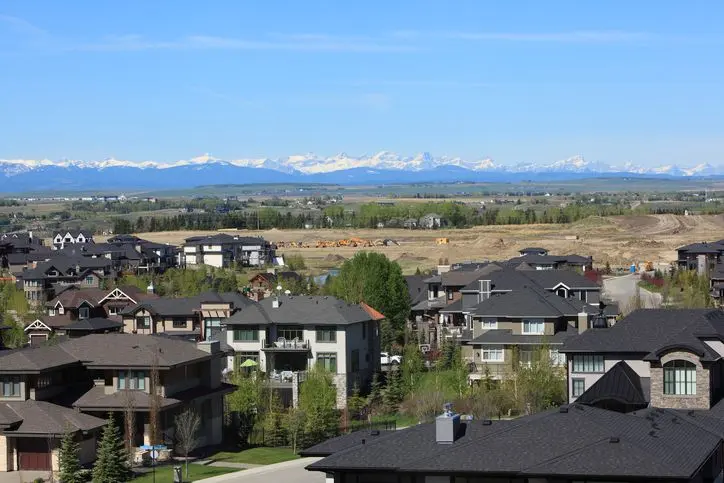 Best Neighbourhoods for First-Time Home Buyers in Airdrie and Cochrane, Alberta