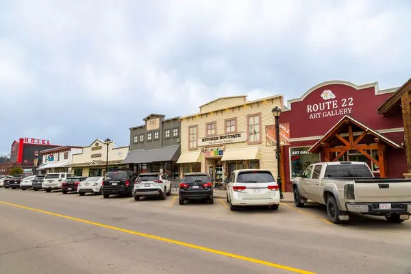 Real Estate Investment in Cochrane, Canmore and Airdrie