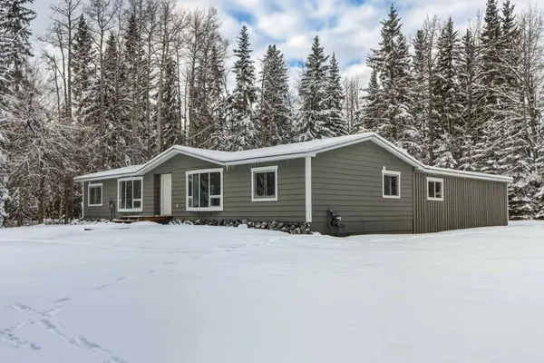 8 29415 Range Rd 52, Rural Mountain View County, AB T0M2E0