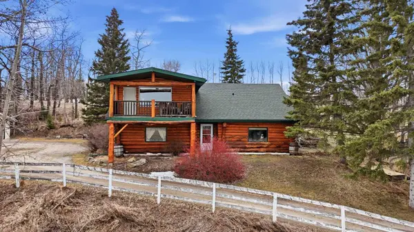 7 30051 Hwy 22, Cremona, AB T0M 0R0