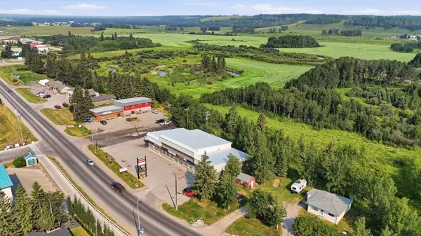 586 Main ST, Sundre, AB T0M1X0