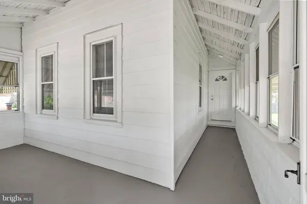 237 BARTRAM AVE, Essington, PA 19029