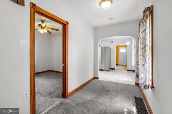 237 BARTRAM AVE, Essington, PA 19029