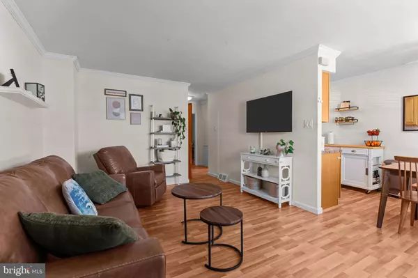 3268 TARA RD, Philadelphia, PA 19154