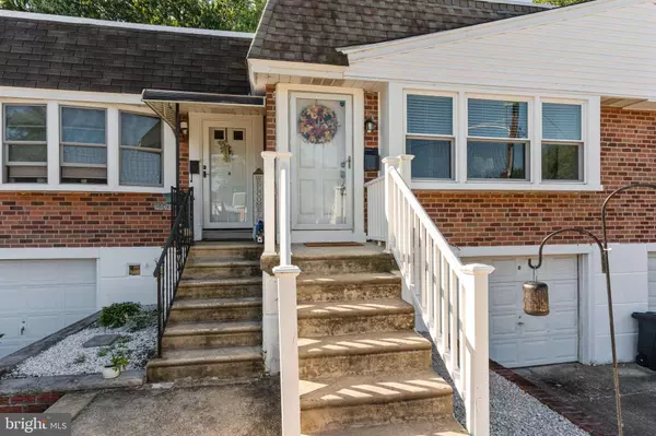 3268 TARA RD, Philadelphia, PA 19154