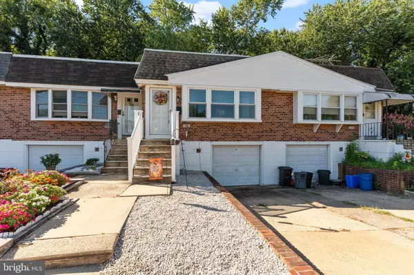 3268 TARA RD, Philadelphia, PA 19154