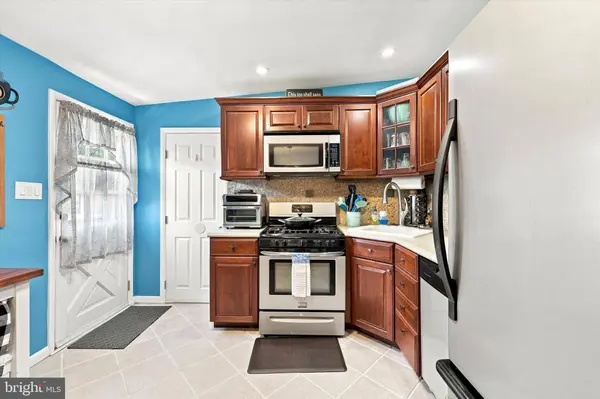 1012 BINGHAM ST, Philadelphia, PA 19115