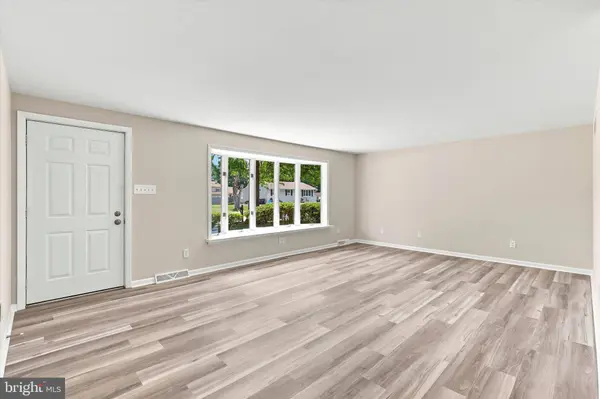 2010 PINE ST, Hatfield, PA 19440