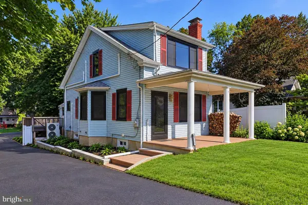 612 S BROAD ST, Lansdale, PA 19446