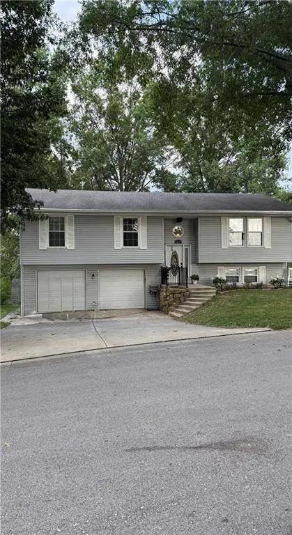 217 O'Rourke DR, Platte City, MO 64079