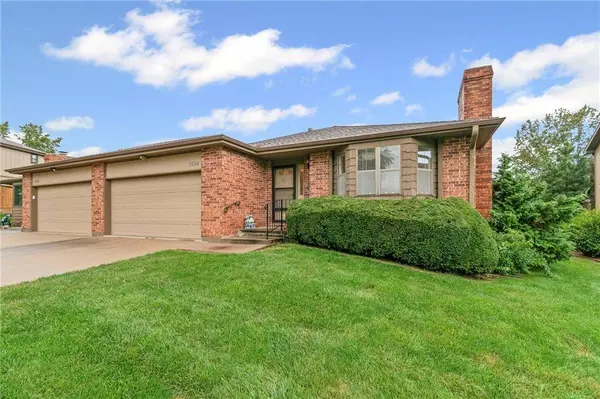 1508 N 42nd TER, St Joseph, MO 64506