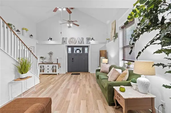 1205 SW South AVE, Blue Springs, MO 64015