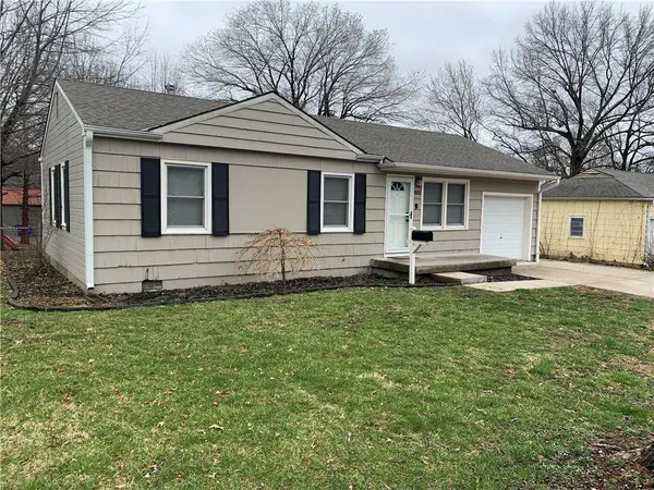 401 SW Madison ST, Lee's Summit, MO 64063