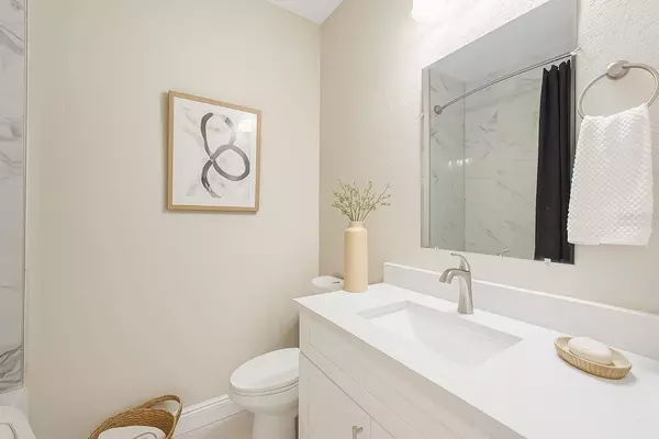 5668 THYER ST, North Port, FL 34288