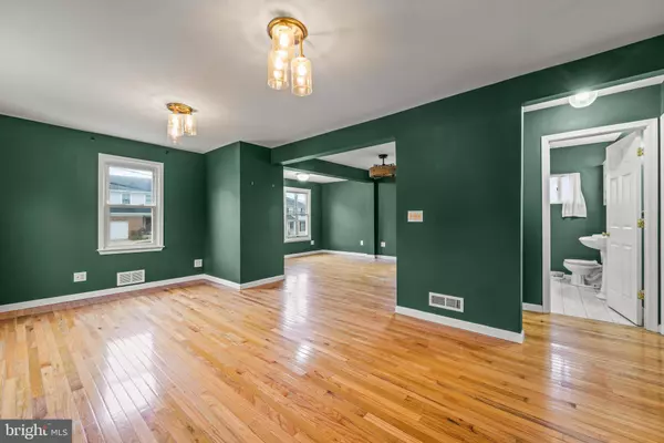 10104 FERGUSON RD, Parkville, MD 21234