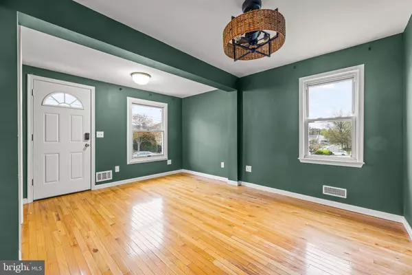 10104 FERGUSON RD, Parkville, MD 21234