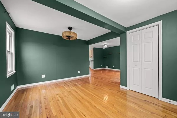 10104 FERGUSON RD, Parkville, MD 21234