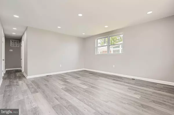 806 JUDY LN, Baltimore, MD 21208