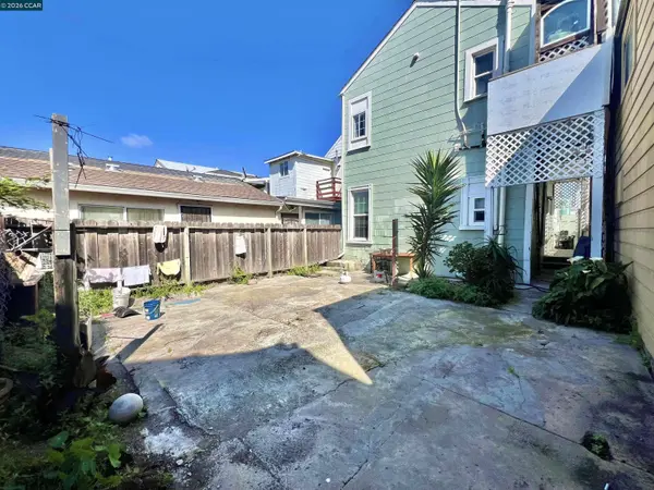 1707-1709 Peralta St, Oakland, CA 94607