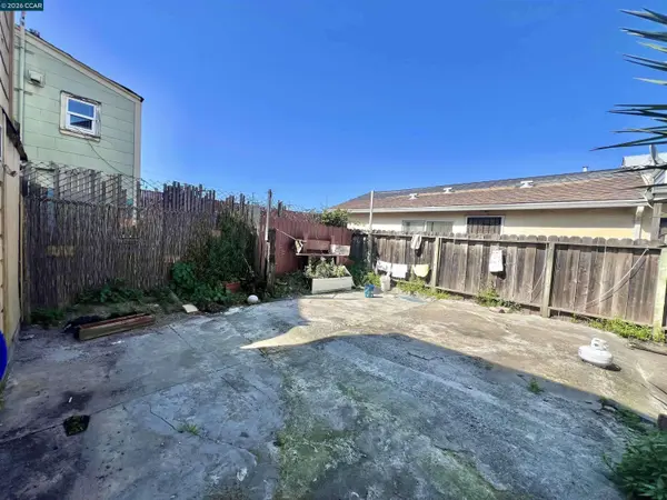 1707-1709 Peralta St, Oakland, CA 94607