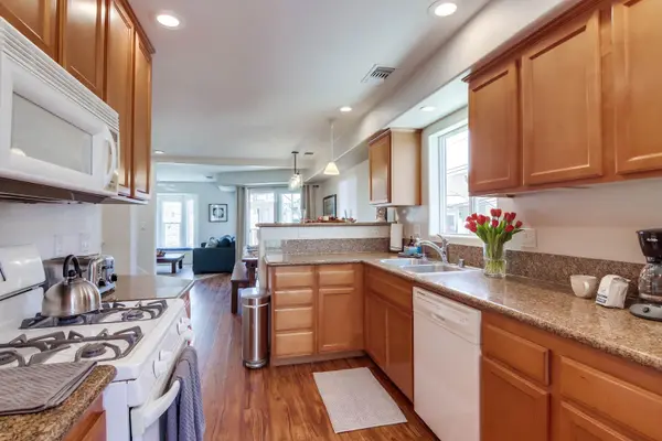 3721 Strandway, San Diego, CA 92109-7119