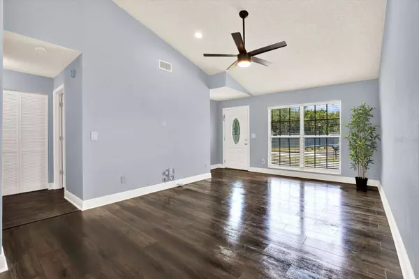 4307 SHADBERRY DR, Tampa, FL 33624