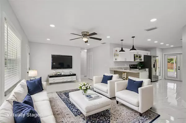 4108 BERKLEY DR, Tampa, FL 33610