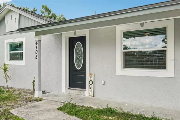 4108 BERKLEY DR, Tampa, FL 33610