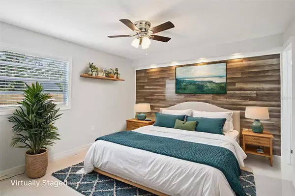 2307 E LINEBAUGH AVE, Tampa, FL 33612