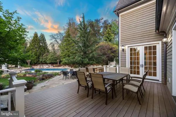 11820 PLANTATION DR, Great Falls, VA 22066