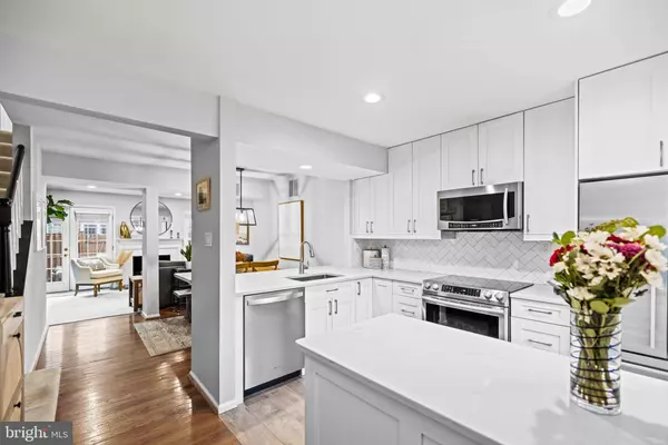 2512-E S ARLINGTON MILL DR #5, Arlington, VA 22206