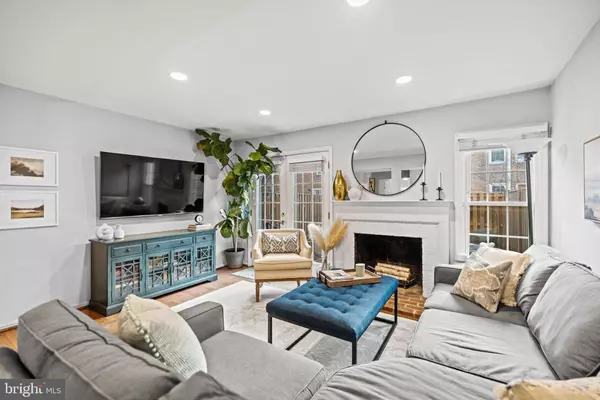 2512-E S ARLINGTON MILL DR #5, Arlington, VA 22206